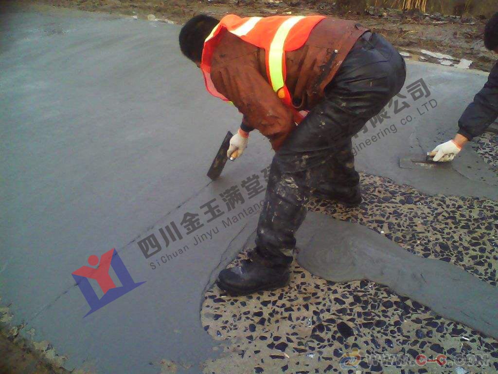 路面起砂修复工艺