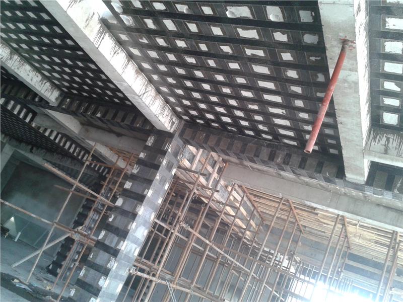 粘钢、粘碳等加固技术在建筑结构加固中的重要性